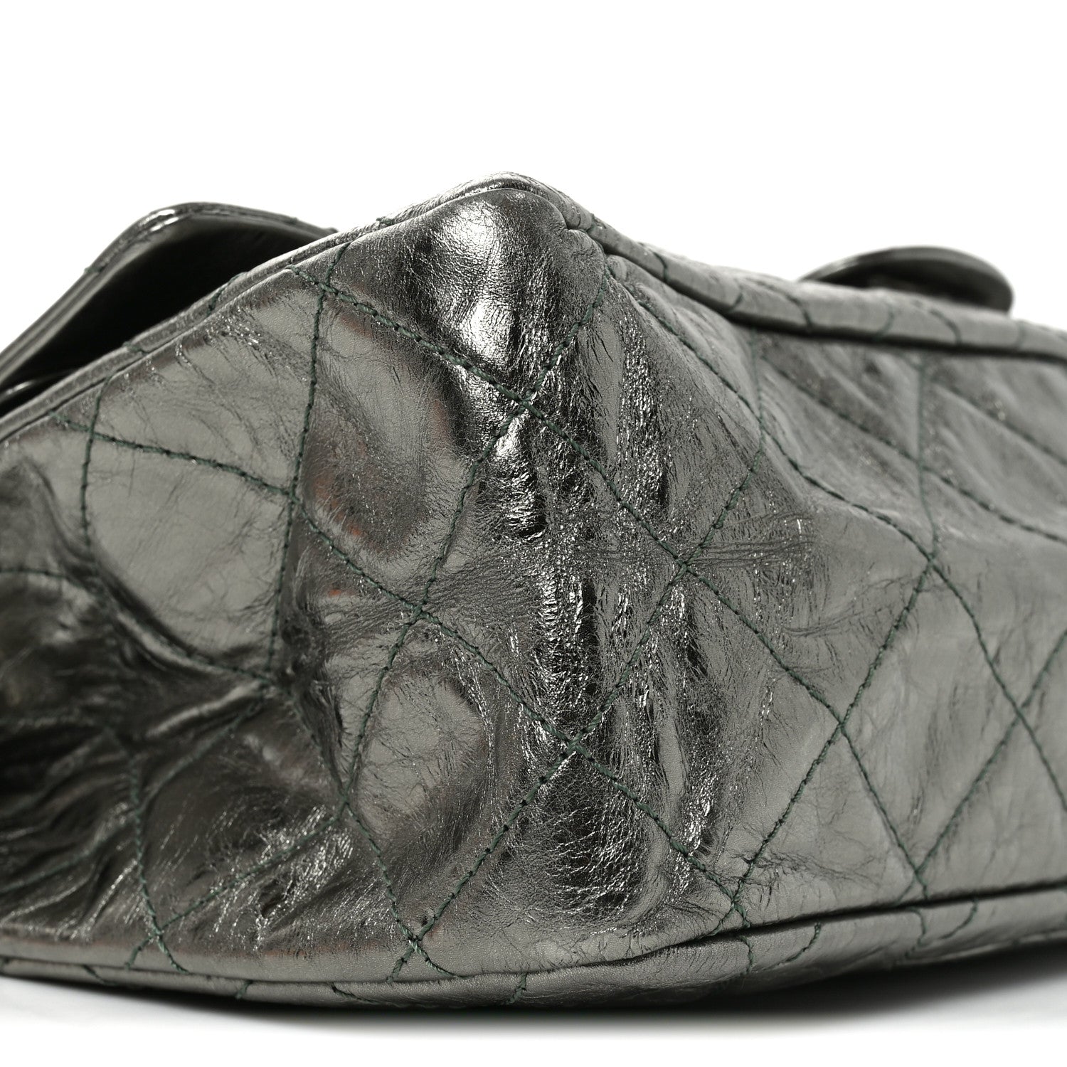 Metallic Aged Calfskin Quilted 2.55 Reissue 227 Flap Vert Fonce