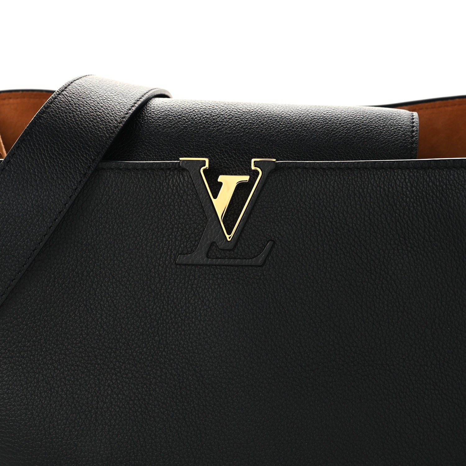 Taurillon Capucines GM Souple Black