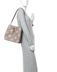 Empreinte Monogram Giant Neonoe MM Tourterelle Creme