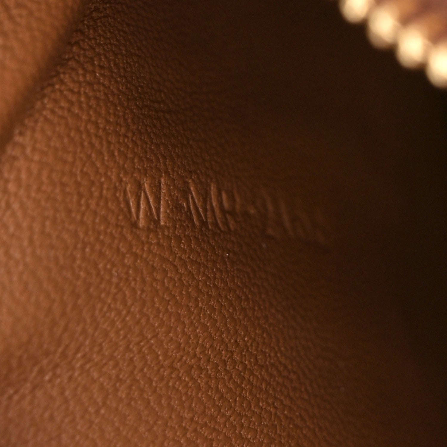 Box Calfskin Medium Classic Box Flap Bag Camel