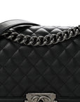Caviar Quilted Medium Boy Flap Black