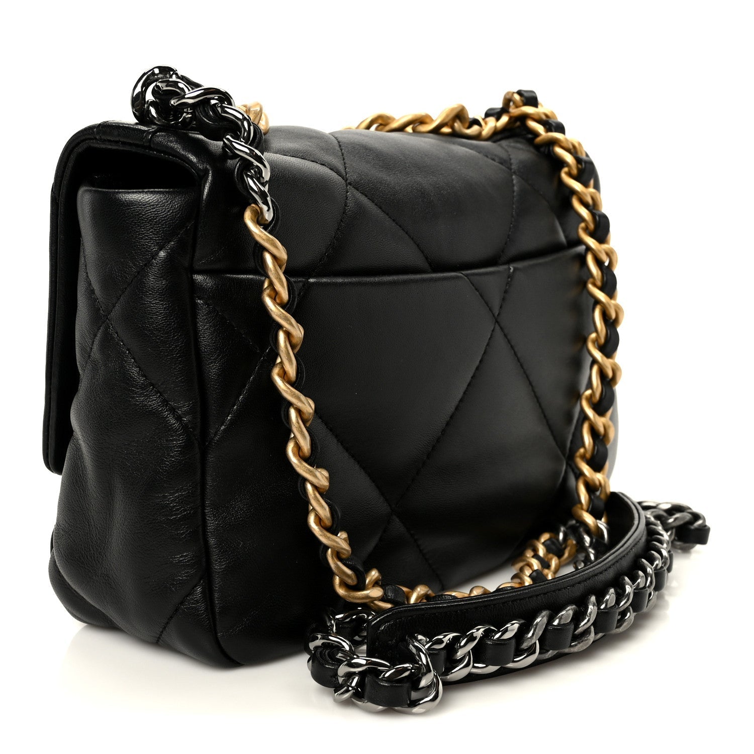 Lambskin Quilted Medium CHNL 19 Flap Black