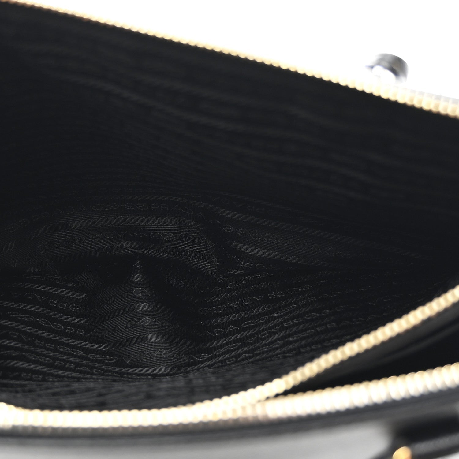 Saffiano Lux Medium Galleria Double Zip Black Black