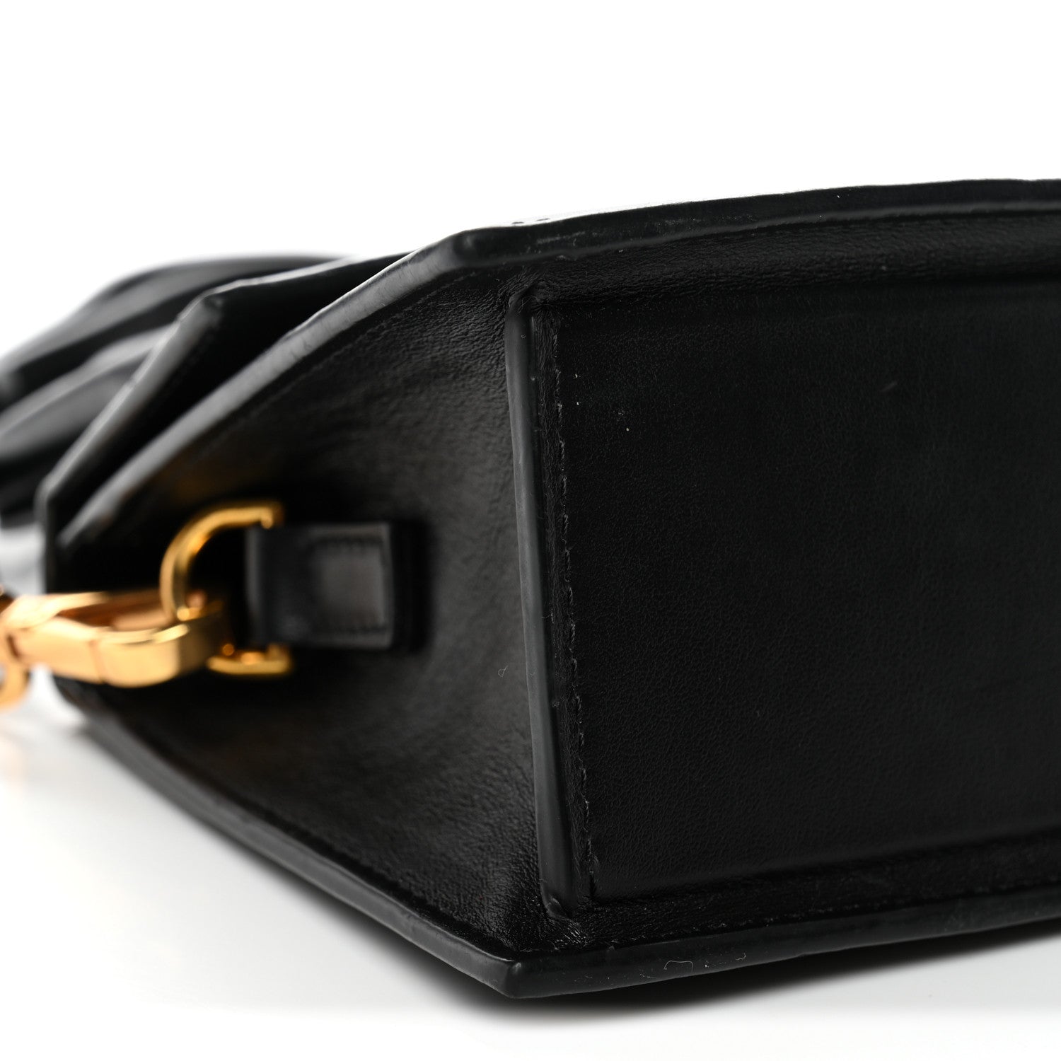 Smooth Calfskin Le Chiquito Noeud Black