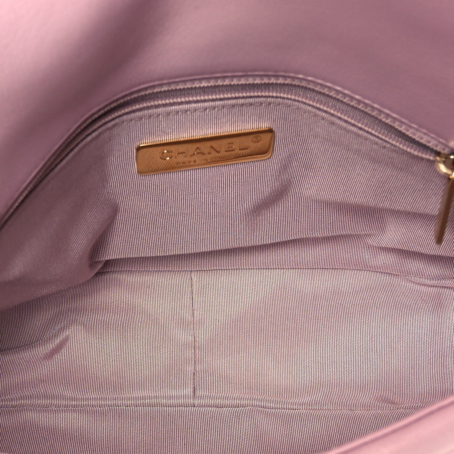 Lambskin Quilted Medium CHNL 19 Flap Light Pink