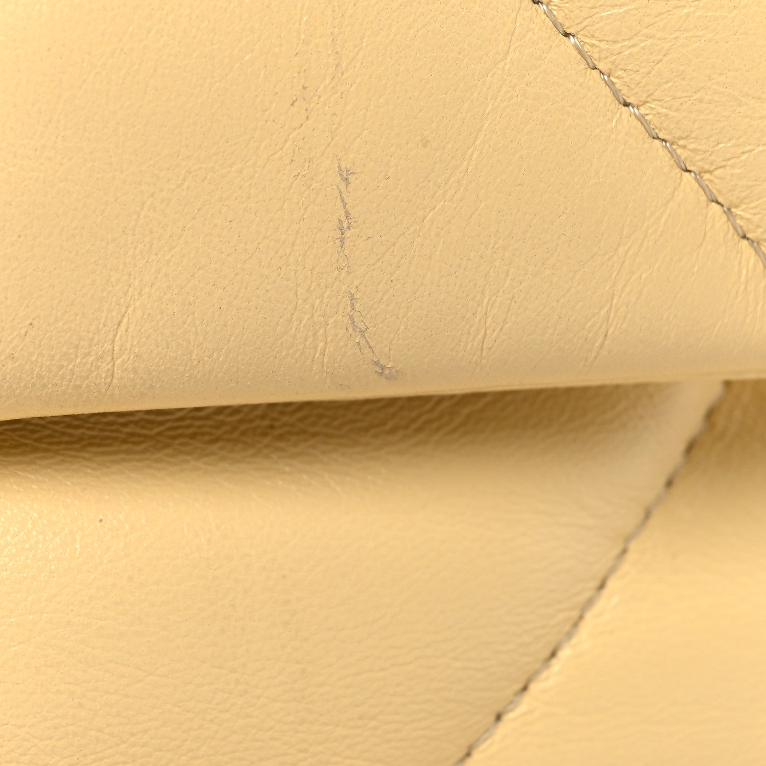 Lambskin Quilted Medium CHNL 19 Flap Yellow