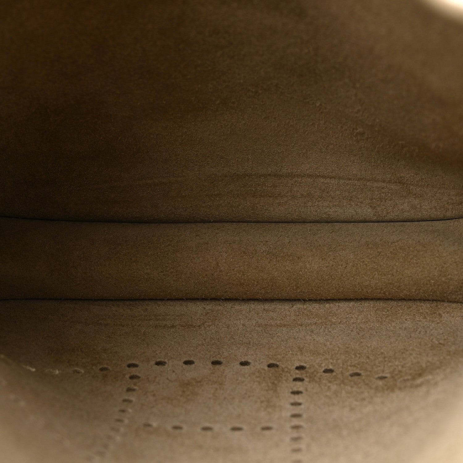 Taurillon Clemence Evelyne III PM Beige Marfa