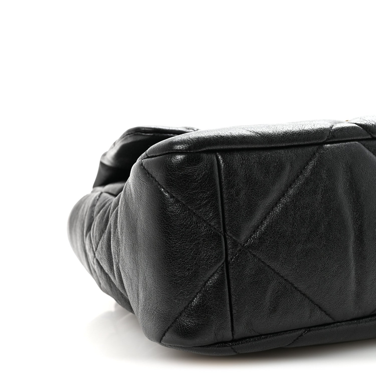 Goatskin Quilted Large CHNL 19 Flap Black