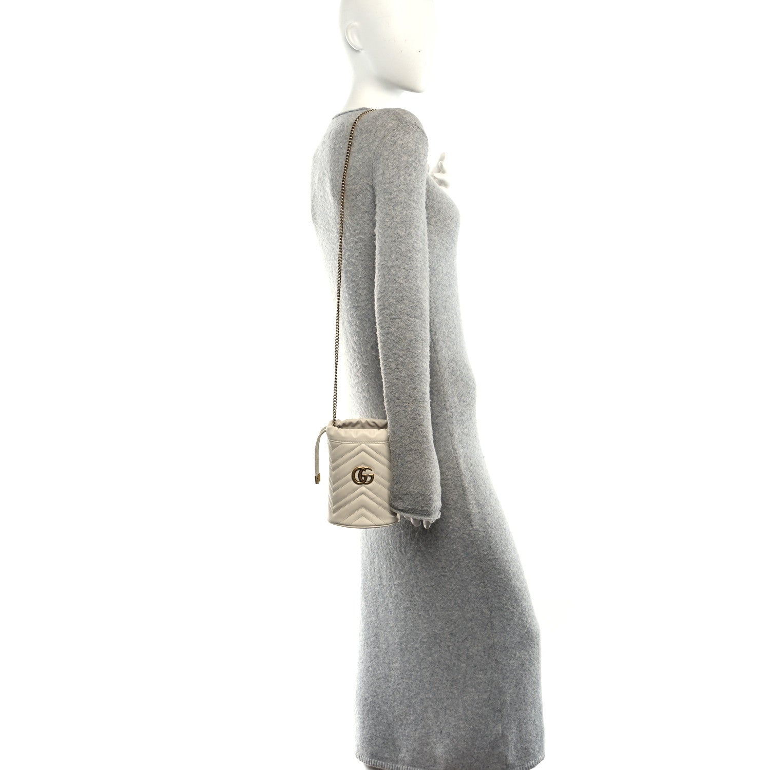 Calfskin Matelasse Mini GG Marmont 2.0 Bucket Bag White