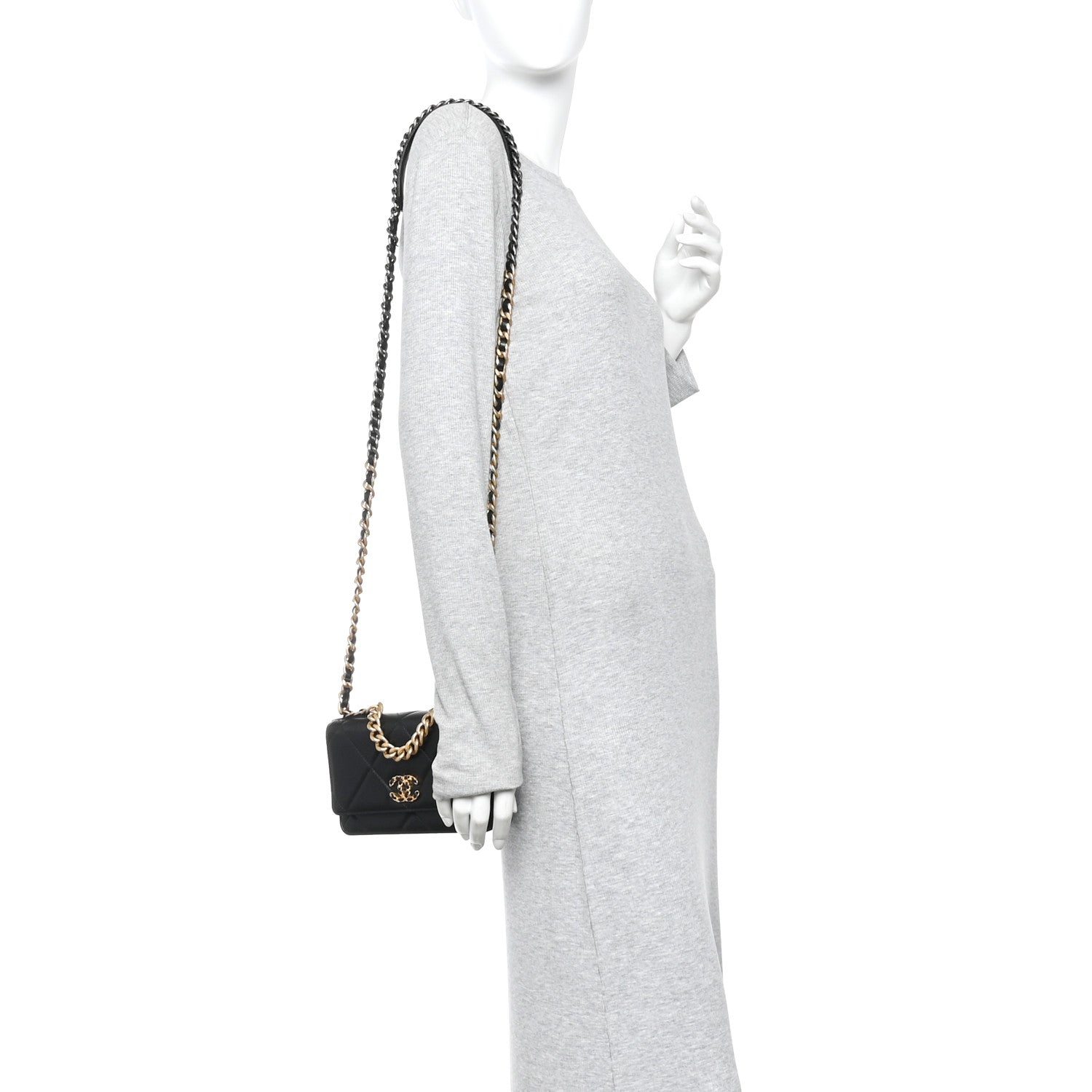Lambskin Quilted CHNL 19 Wallet On Chain WOC Black
