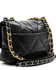 Lambskin Quilted Medium CHNL 19 Flap Black