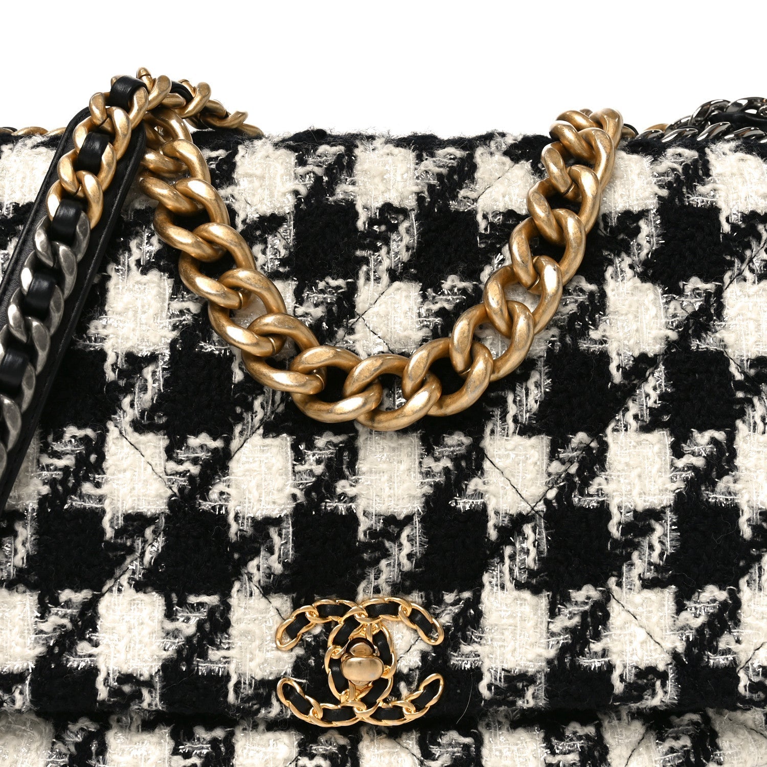 Tweed Quilted Maxi CHNL 19 Flap Black Ecru White