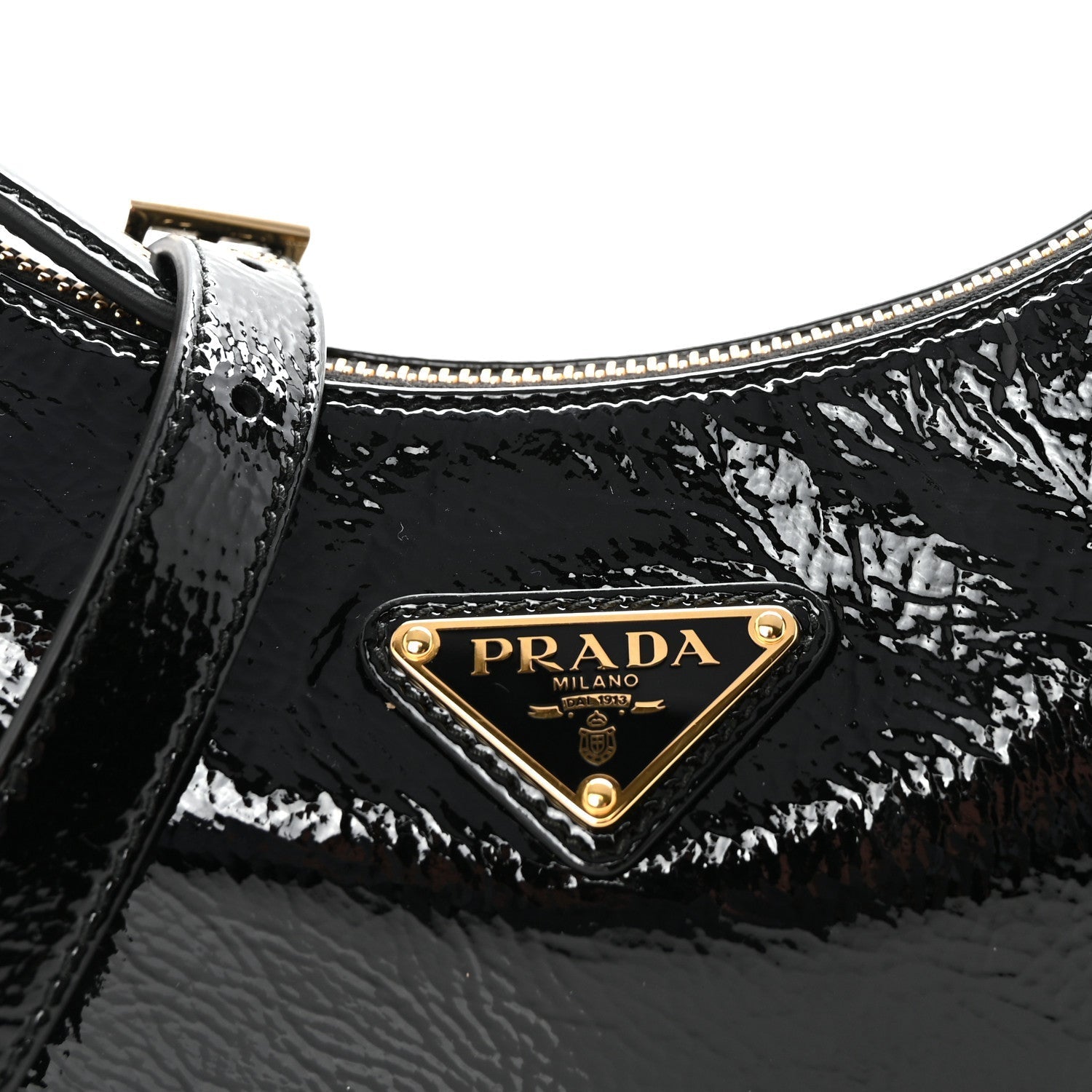 Patent Naplak Arque Shoulder Bag Black
