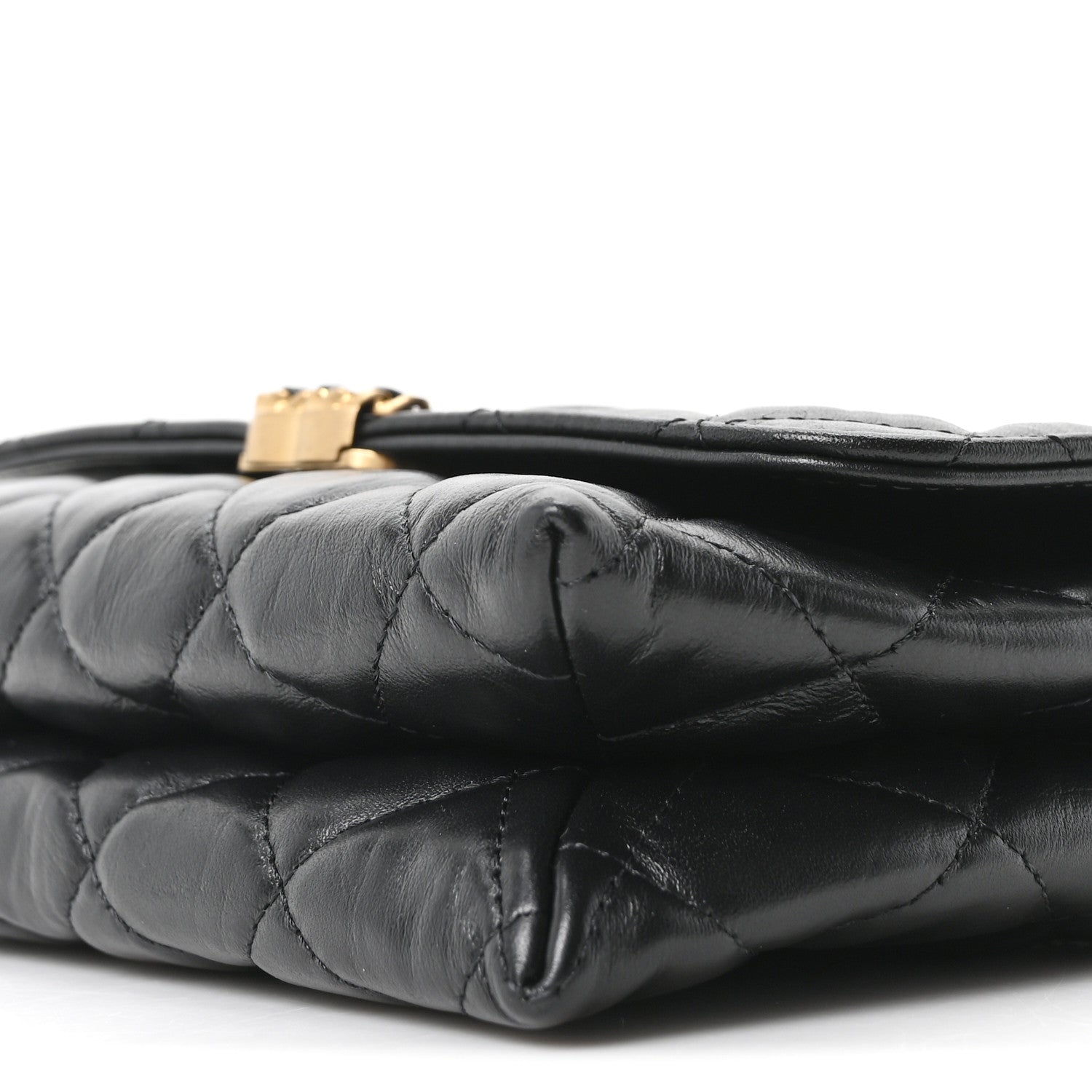 Lambskin Quilted CHNL 19 Chain Flap Wallet Black