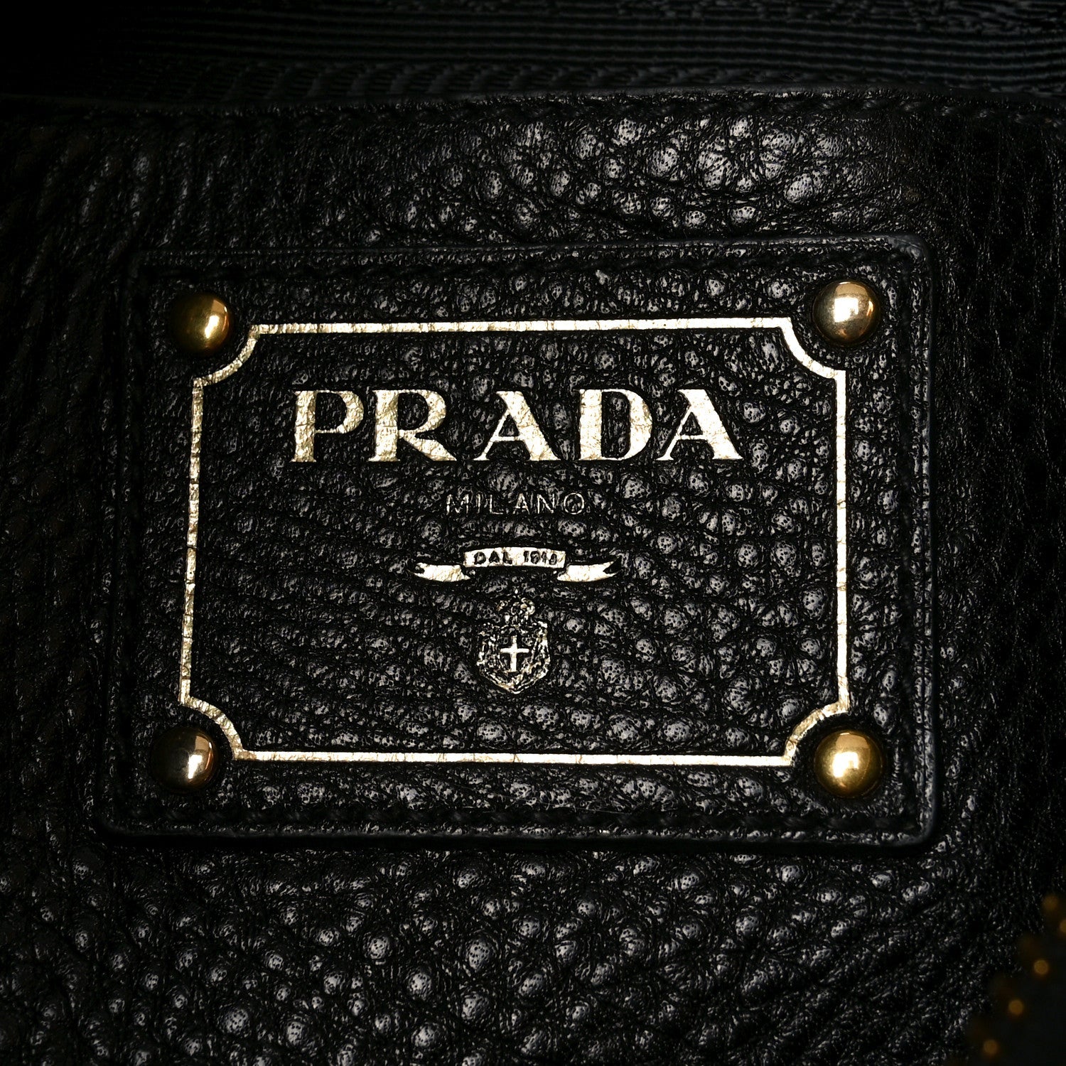 Vitello Daino Shopping Satchel Black