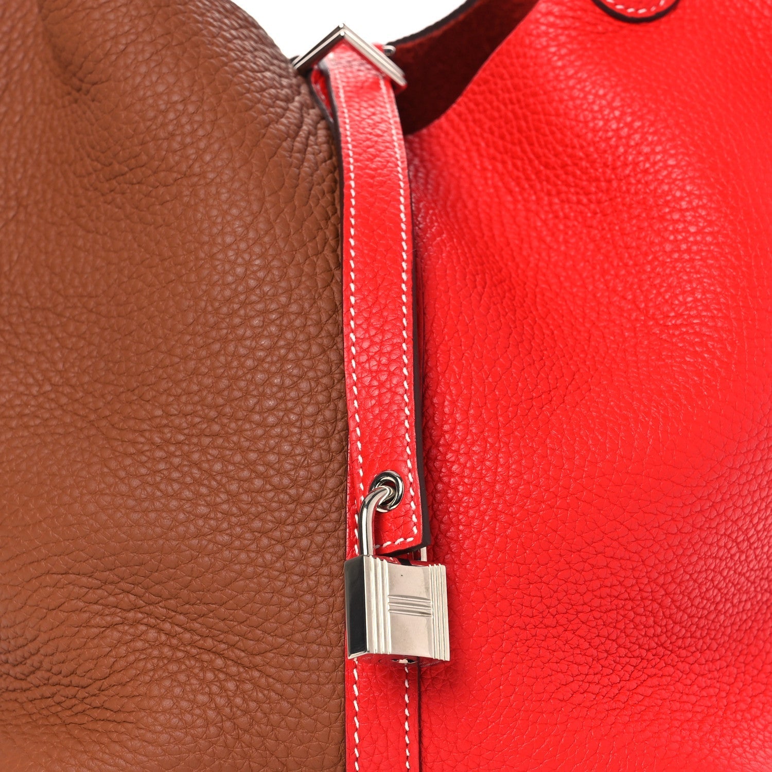 Taurillon Clemence Casaque Picotin Lock 22 MM Gold Rouge De Coeur