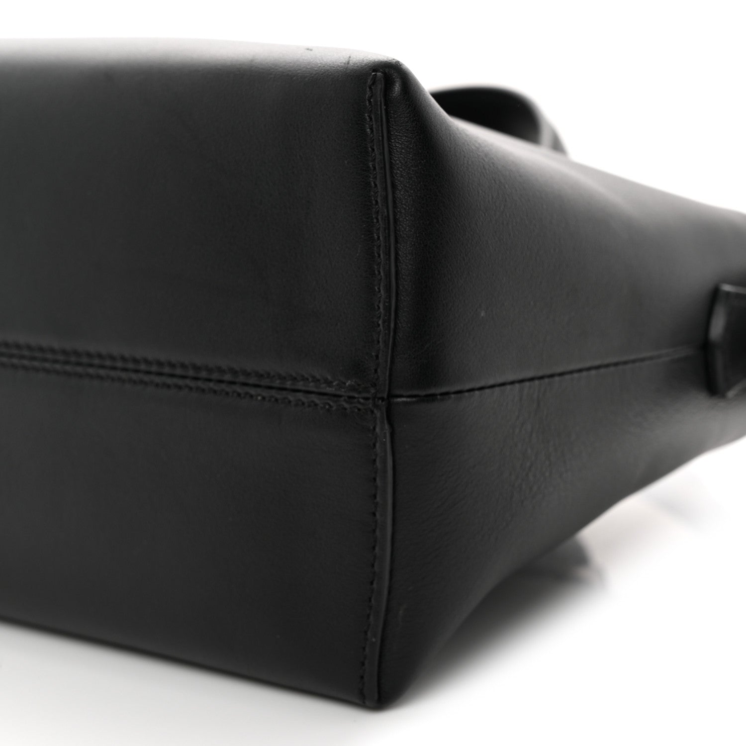 Vitello Dolce Medium By The Way Boston Bag Black