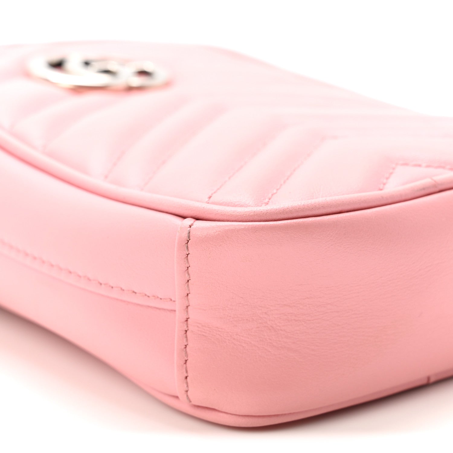 Calfskin Matelasse Mini GG Marmont Crossbody Bag Wild Rose