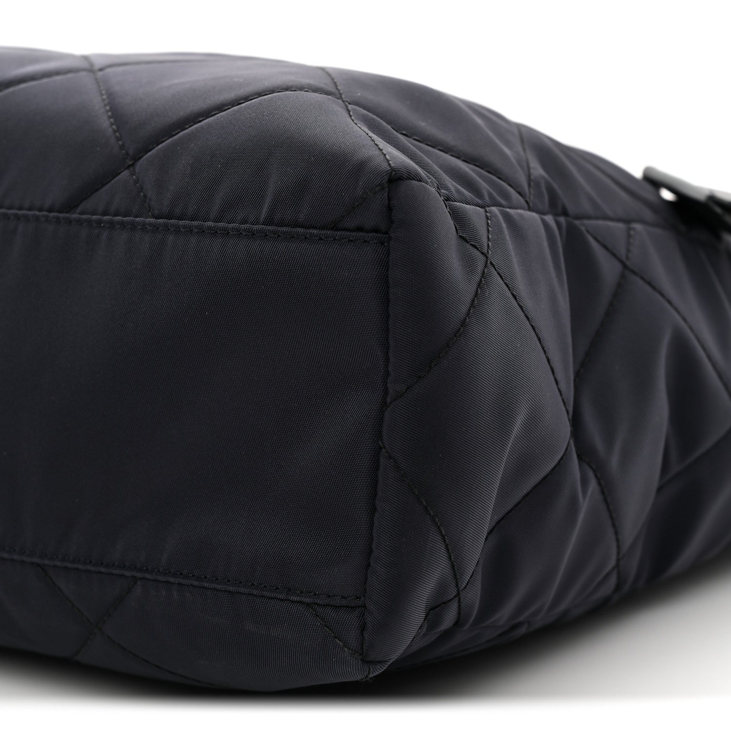 Nylon Tessuto Impuntu Quilted Tote Baltico