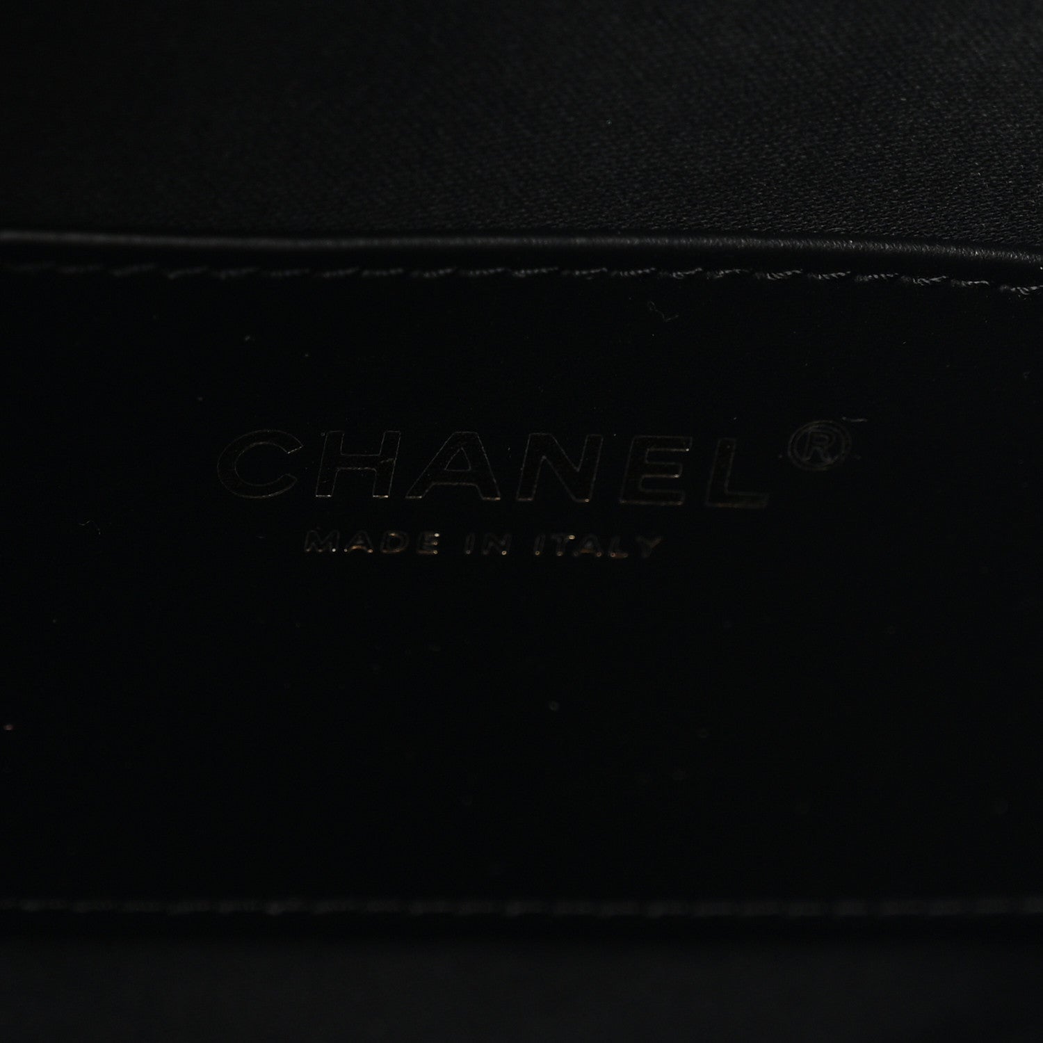 Caviar Quilted Medium CHNL 25 Handbag Black