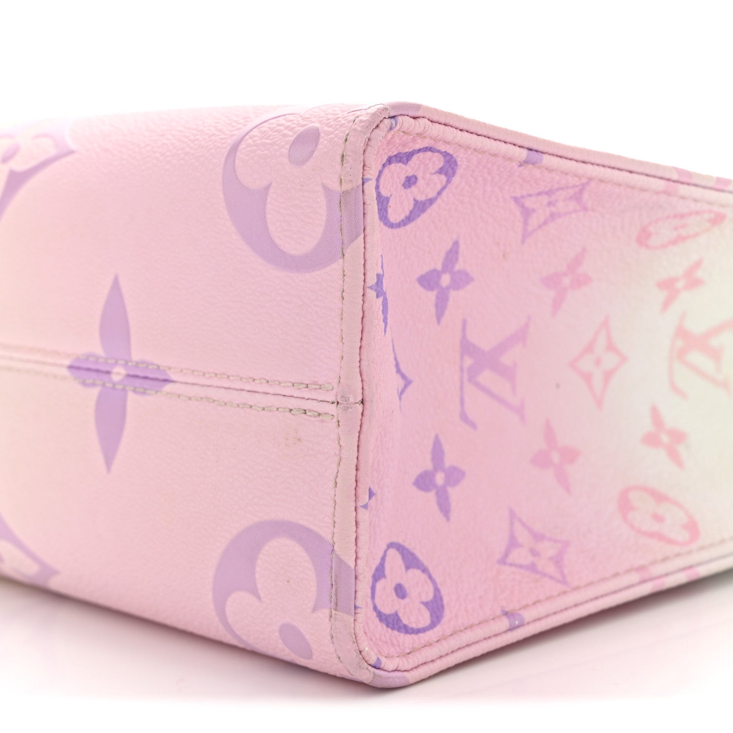 Monogram Giant Spring In The City Onthego PM Sunrise Pastel