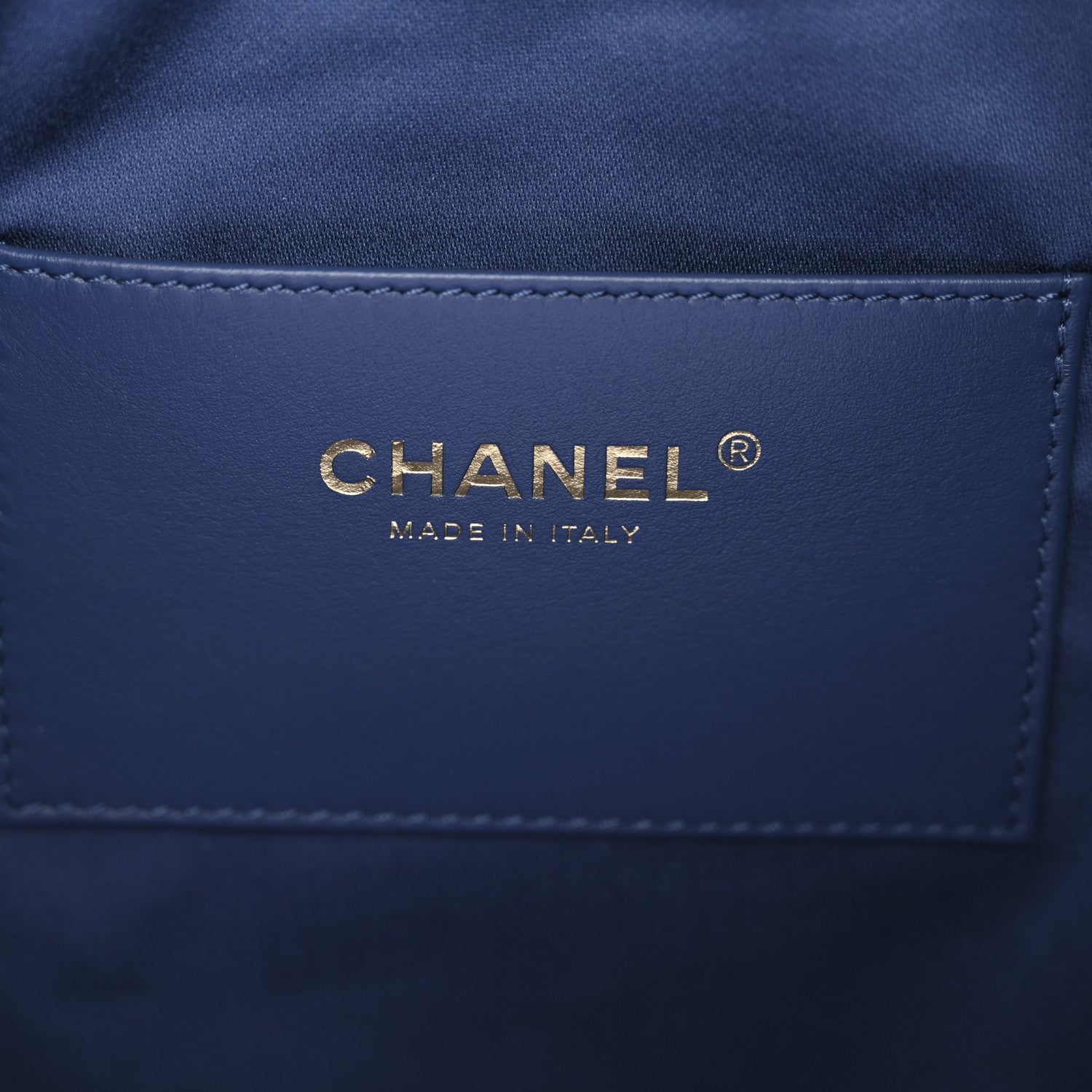 Washed Denim Quilted Medium CHNL 25 Handbag Blue