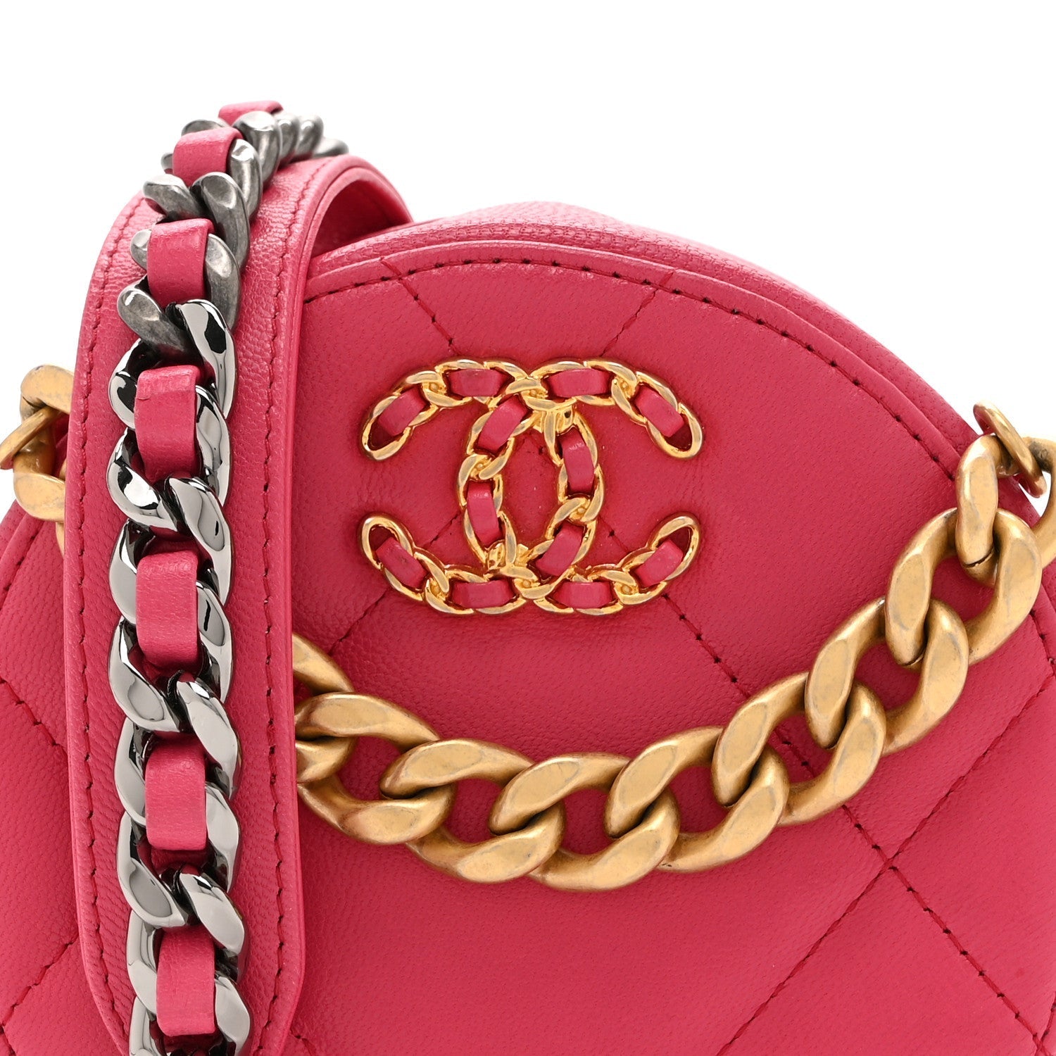 Lambskin Quilted CHNL 19 Round Clutch With Chain Pink
