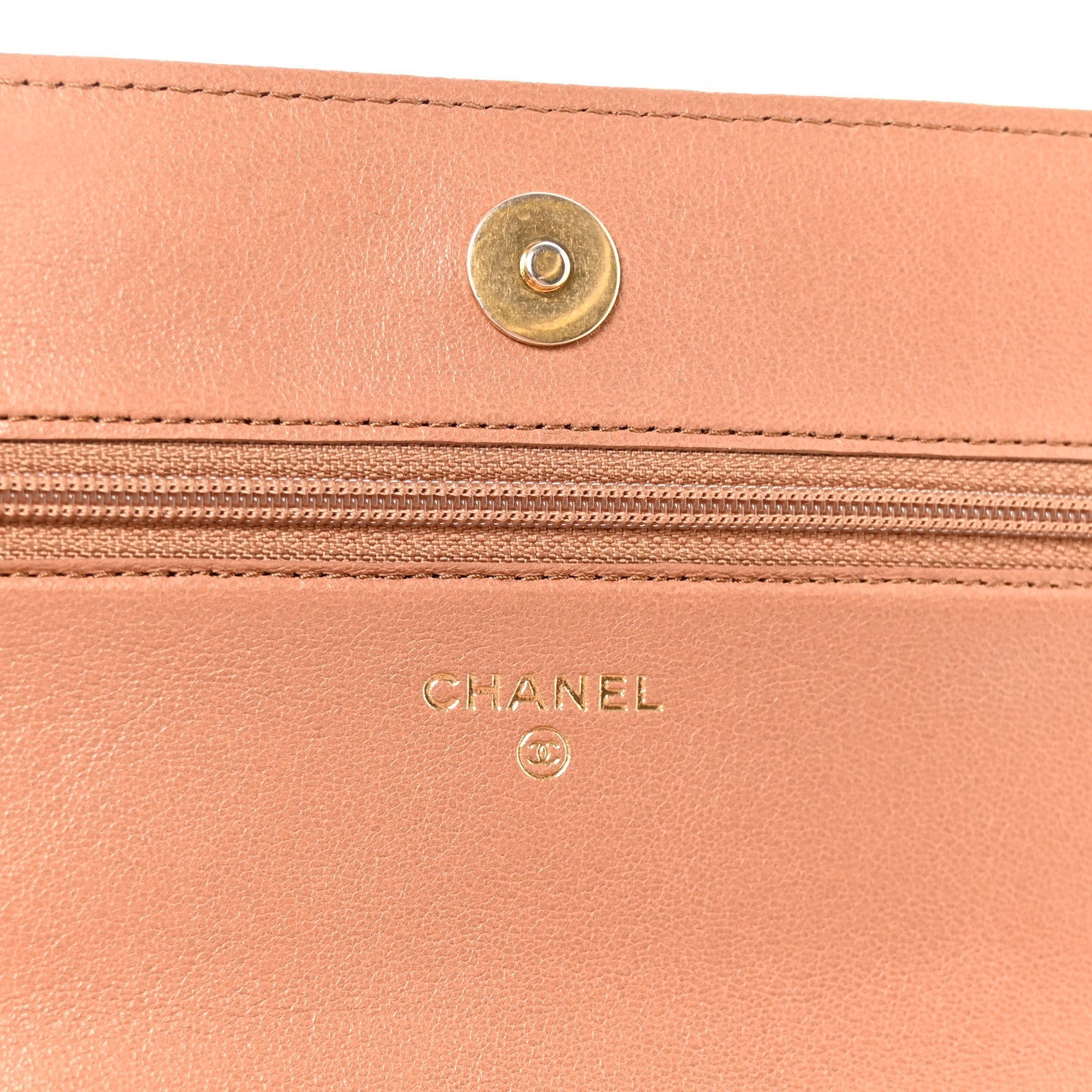 Lambskin Quilted CHNL 19 Wallet On Chain WOC Brown