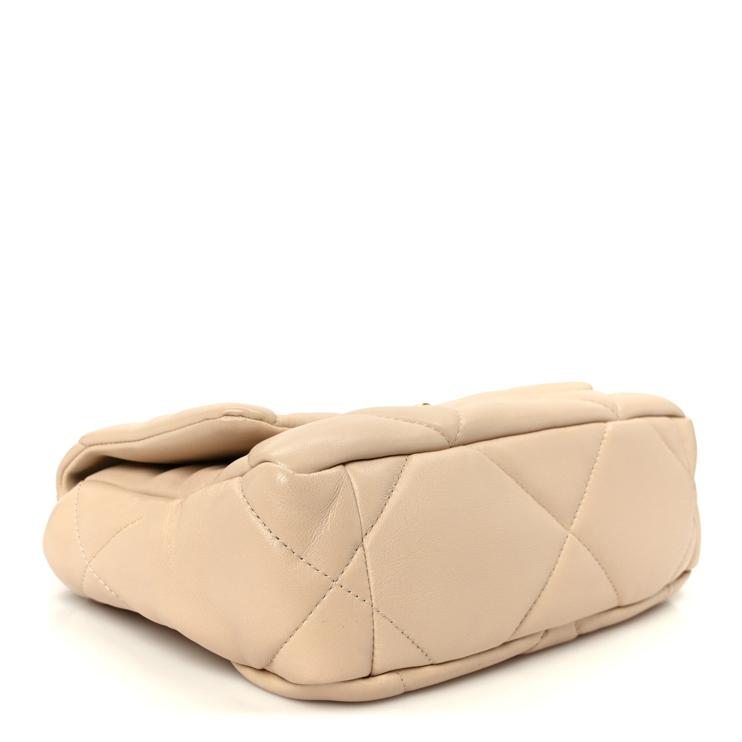 Shiny Goatskin Quilted Medium CHNL 19 Flap Beige