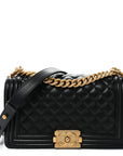 Caviar Quilted Medium Boy Flap Black