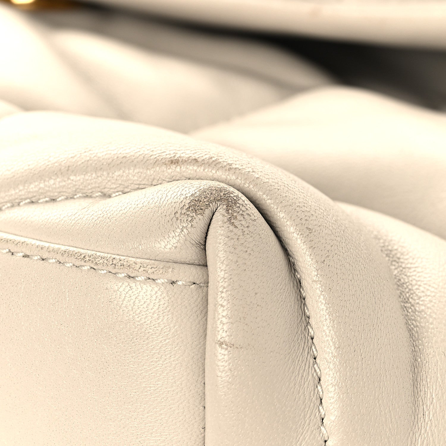 Lambskin Quilted Small Loulou Puffer Monogram Chain Satchel Blanc Vintage