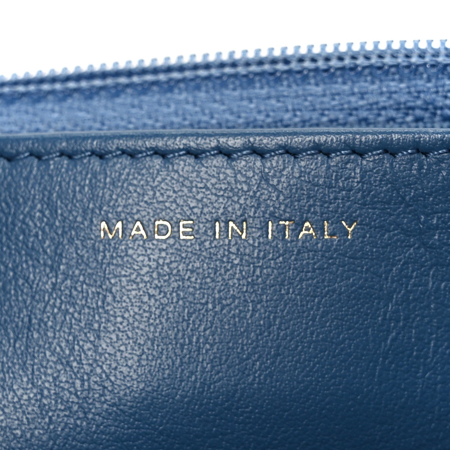 Denim Quilted CHNL 19 Wallet On Chain WOC Blue